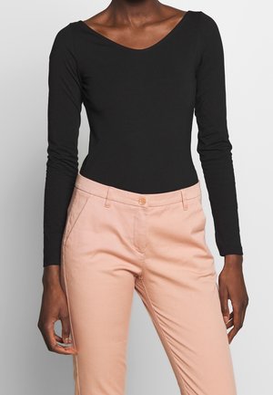 Long sleeved top - black