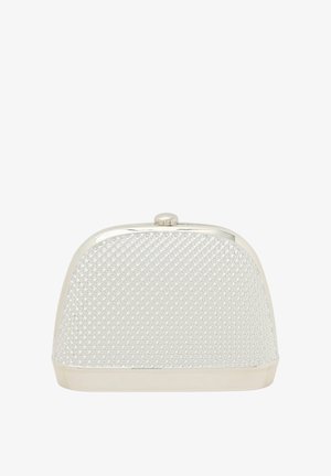 Metalická kabelka s kulatým tvarem, která má texturovaný stříbrný povrch z kovové síťoviny a patentku na vrchu. Hladké dno.