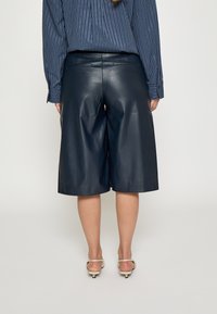 Minus TASJA  - Shorts - sky captain