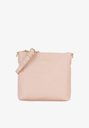 Sac à main en cuir rose clair avec logo "Valentino" en relief, doté d'une fermeture éclair dorée et d'une bandoulière ajustable. Forme rectangulaire compacte.