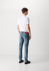 HUGO Traperice uskog kroja - medium blue