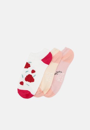WILDFEET TRAINER LINER SOCKS RASPBERRY 3 PACK - Socks - multicolor