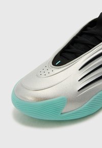 adidas Performance HARDEN VOLUME 9 - Basketbalschoenen - core black/flash aqua