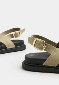 Yours Clothing WIDE FIT  - Sandaalit nilkkaremmillä - brown