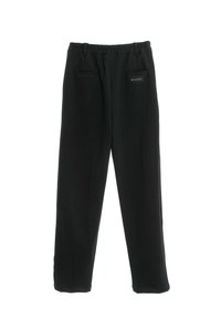 Pantalones de chándal negros con una cinturilla elástica, dos bolsillos frontales y una textura suave. Diseño de pierna recta sin patrones visibles.