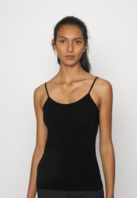 MAGIC Bodyfashion CAMI - Camisola interior - black
