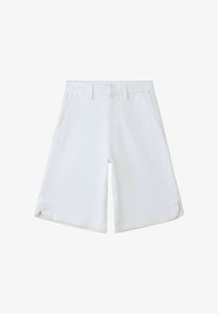 Nevybrané, white denim