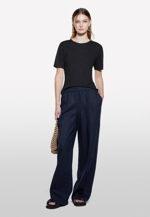 Sisley, SLIM FIT - T-shirt basique - black
