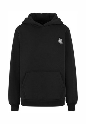 Schwarzer Hoodie aus weichem Stoff, mit Kängurutasche, elastischen Bündchen und einer kleinen weißen Schmetterlingsstickerei auf der Brust.