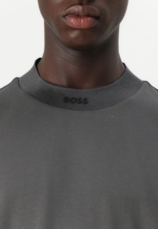 TEE COLLAR ZONE - Basic T-shirt3