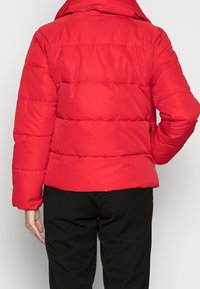 ONLY Chaqueta de invierno - red
