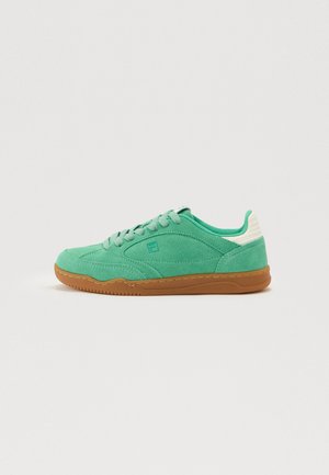 SLANTSHOT - Trainers - mint/gum