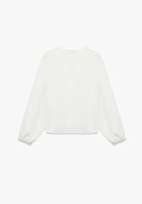 Hvid langærmet bluse med V-formet ryg, lavet af blødt stof, elastiske manchetter og en let cropped design. Glat tekstur.