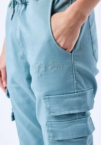 Project X Paris JOGG À POCHES MULTIPLES - Pantaloni cargo - bleu vert