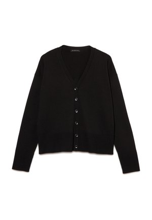Cardigan nero a maniche lunghe con scollo a V, lavorato a maglia, con sei bottoni sul davanti e polsini e orlo a coste, disteso su sfondo bianco.