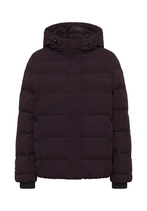 Lila puffjacka med hög krage, justerbar huva och vadderad design. Inkluderar svarta muddar och två sidofickor.