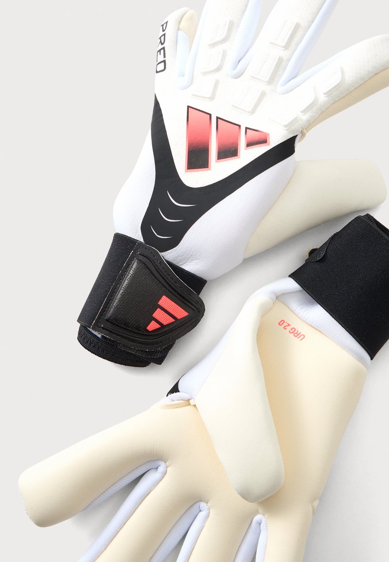 goalkeeper gloves guanti da portiere adidas per bambino