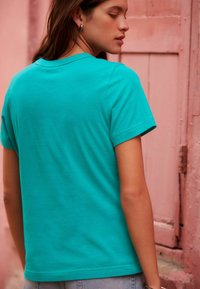 Next Printtipaita - green
