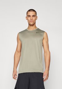 Nike Performance TEE RESET - Top - light army/black