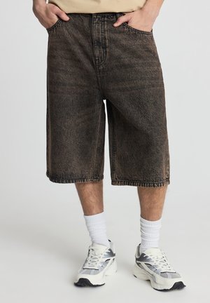SUPER BAGGY A TINTA - Shorts di jeans - grigio scuro