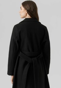 Vero Moda VMFORTUNEAYA LONG - Cappotto classico - black