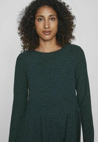 VILA LANGÄRMELIGES - Gebreide jurk - ponderosa pine