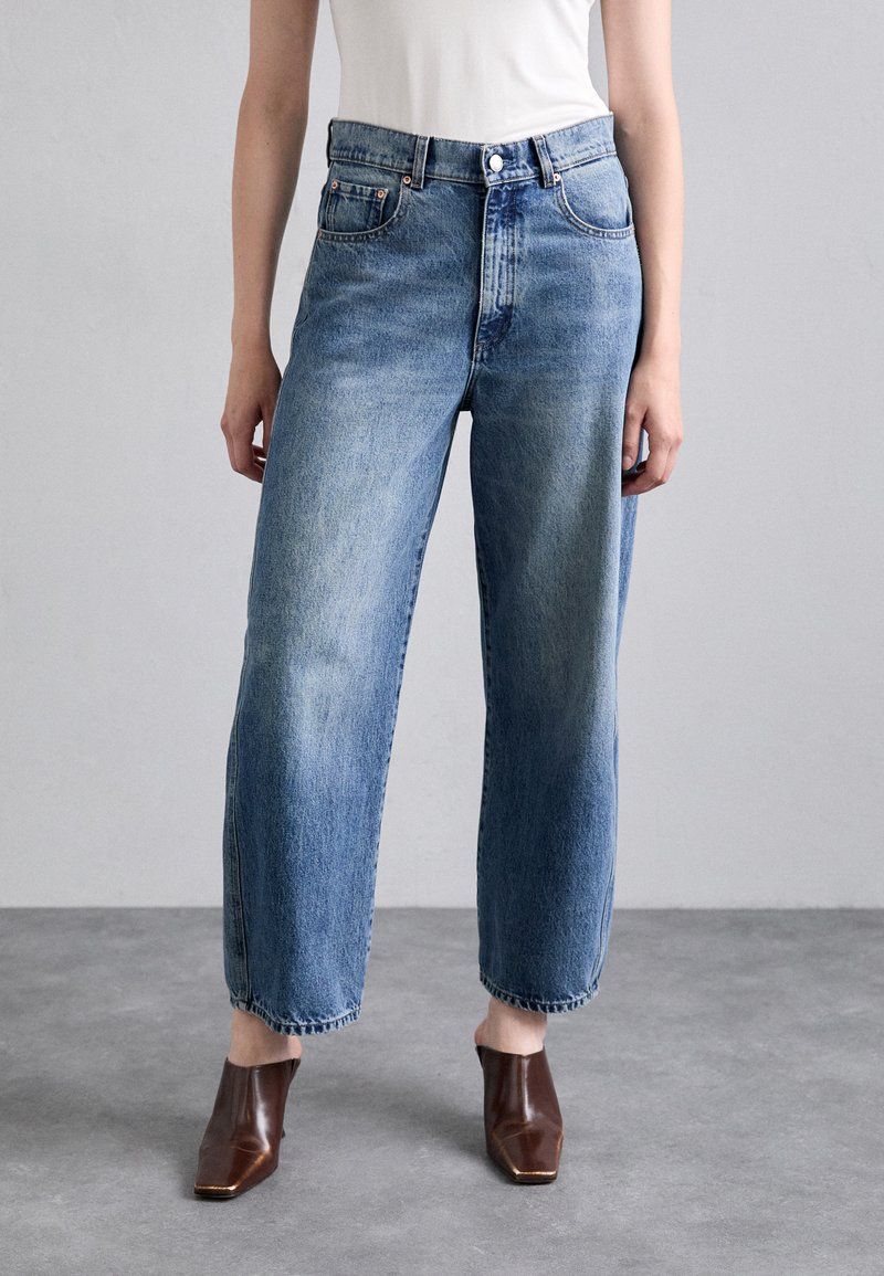 DL1961 TAYLOR BARREL ULTRA HIGH RISE ANKLE - Jeans relaxed fit - endless sea