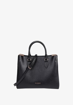 Sac à main en cuir noir avec texture granuleuse, double poignées supérieures et bandoulière ajustable. Éléments en doré et détail de logo.