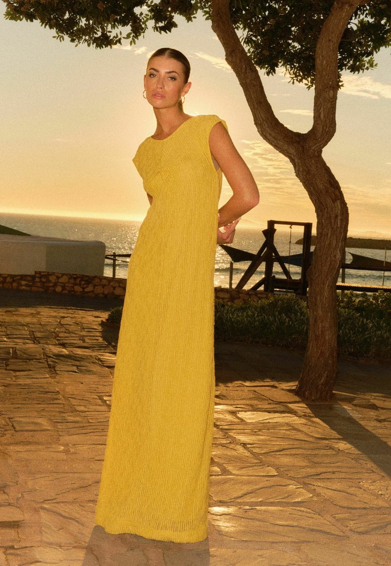 Next TWIST FRONT SLEEVELESS REGULAR FIT - Robe longue - yellow