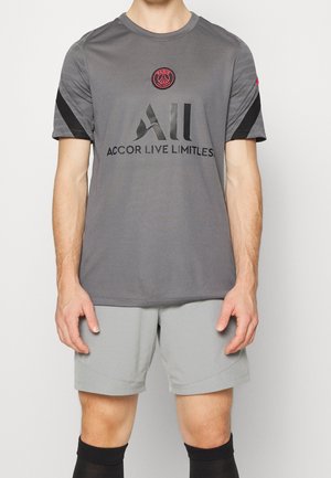 Club wear - dark grey