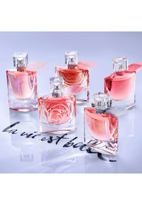 LANCÔME LA VIE EST BELLE ROSE EXTRAORDINAIRE - Eau de Parfum