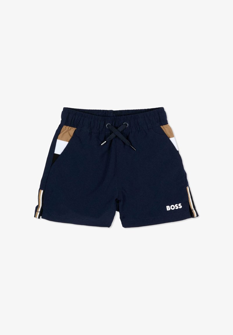Shorts pour enfants bleu marine avec taille élastique, cordon de serrage, poches latérales avec accents marron, blanc et noir, et logo « BOSS » sur la jambe gauche.