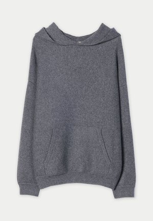 Grauer Hoodie mit langen Ärmeln, Kängurutasche vorne, gerippten Bündchen und Saum, auf weißem Hintergrund dargestellt.