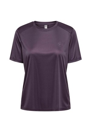 Camiseta deportiva morada con mangas cortas, cuello redondo y detalles texturizados en los hombros, confeccionada con una tela lisa y ligera.