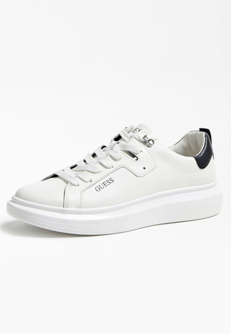 guess white kurt trainers
