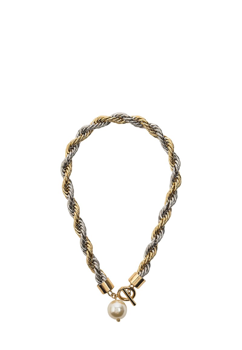 Skręcony naszyjnik wykonany ze srebra i metalu w odcieniu złotym, z zapięciem z perłowym akcentem i dekoracyjnym metalowym detalem.