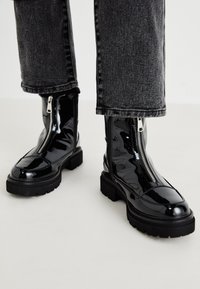 ONLTRINITY 8 ZIP WARM - Bottines à plateau - black