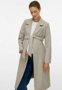 Vero Moda Maternity VMMFORTUNEAYA  GA - Gabardina - silver mink