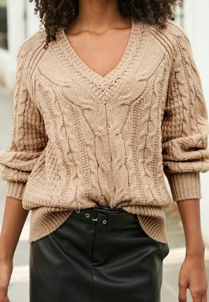 Next Sweter