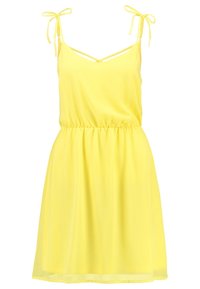 Vestido amarillo sin mangas con tirantes ajustables, cintura fruncida y falda fluida hecha de tela ligera.