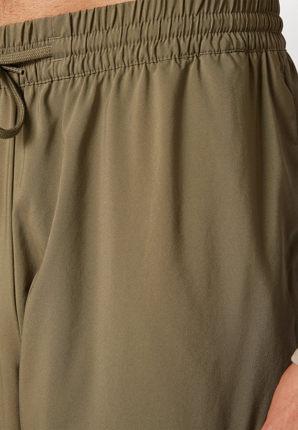 ESSENTIALS SMALL CARGO - Trousers3