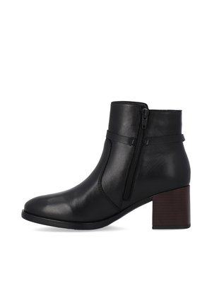 D0V73-01 - Ankle Boot - black