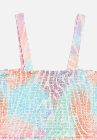 Υφασμα με σούρες σε παστέλ χρώματα με αφηρημένες κυματιστές γραμμές σε αποχρώσεις ροζ, μπλε, πράσινου και πορτοκαλί και δύο ταιριαστά λουράκια ώμου.