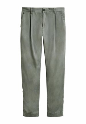 Chinos pour homme gris-vert à jambes droites avec poches latérales, passants pour ceinture, fermeture par boutons et plis sur le devant.