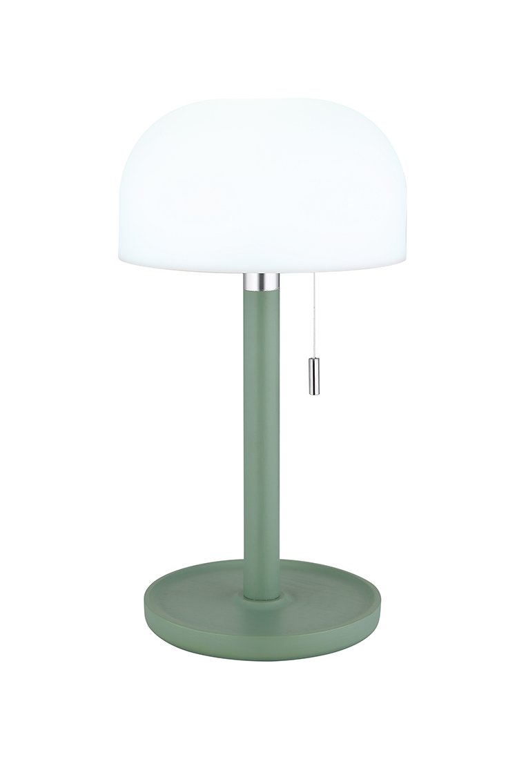 Lampada da tavolo in metallo verde con paralume rotondo in vetro bianco, dotata di interruttore a cordino in argento. Design minimalista con superficie liscia.