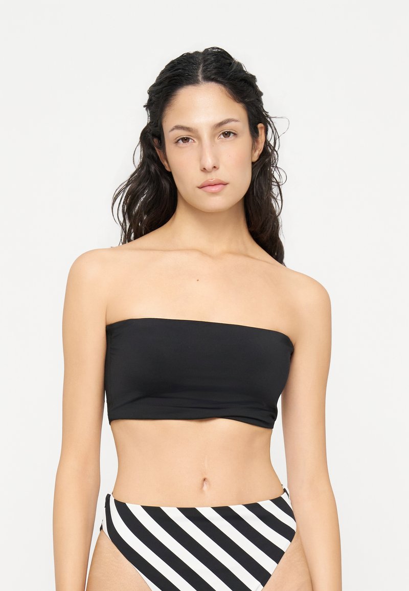 Top de bikini