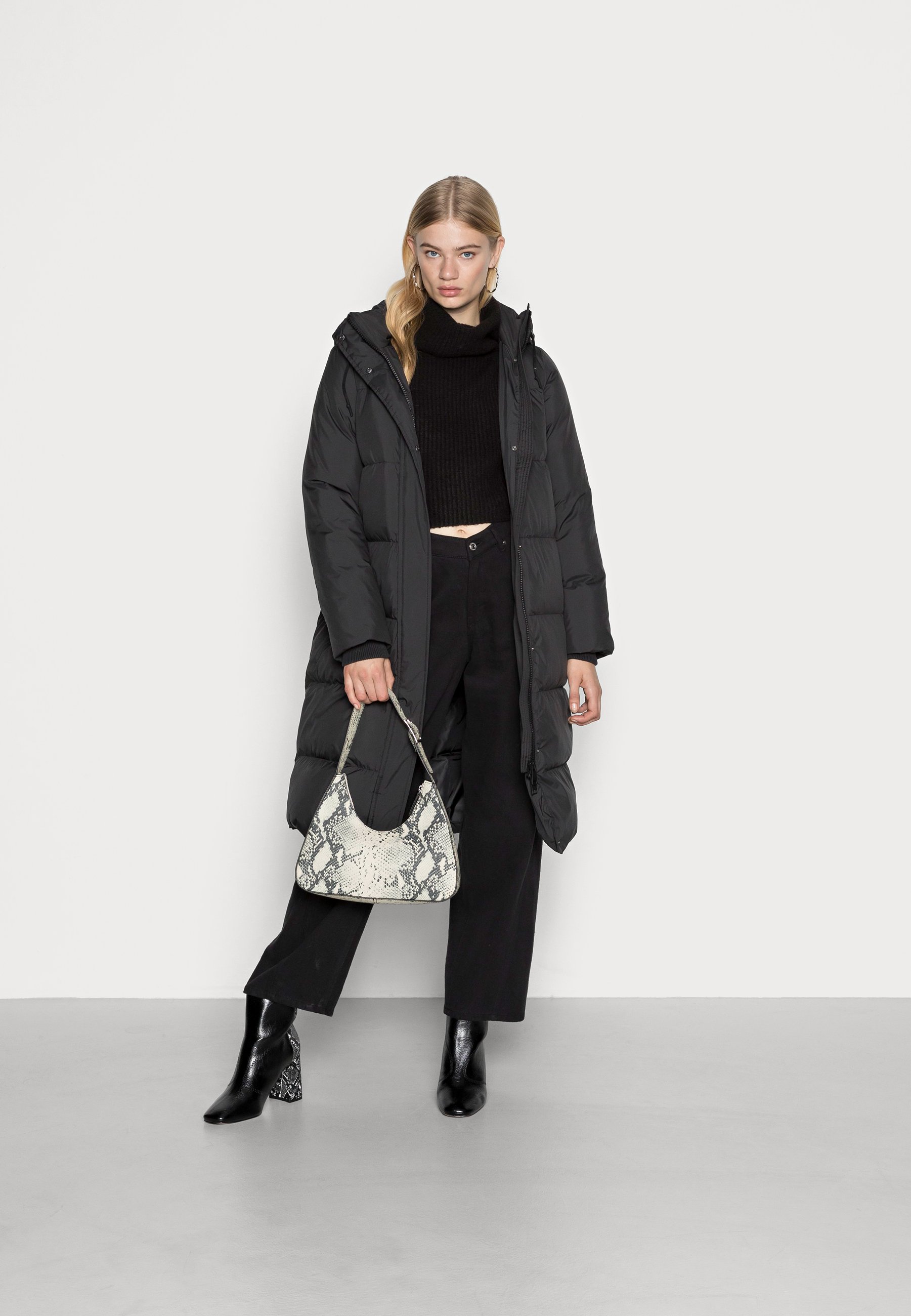 Vero Moda VMERICAHOLLY LONG - Donsjas - black/zwart - Zalando.nl