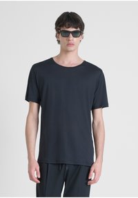 Nije odabrano, black