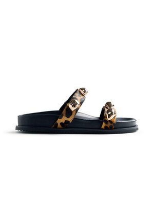 ANIMAL PRINT BIO OWENDALE - Sandalias planas - leopardo