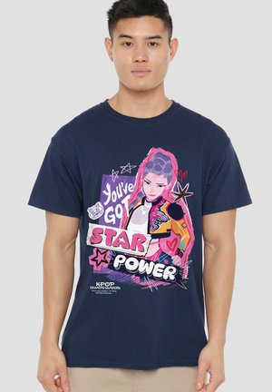 NETFLIX, KPOP DEMON HUNTERS RUMI SCRAPBOOK STAR - Print T-shirt - dark blue